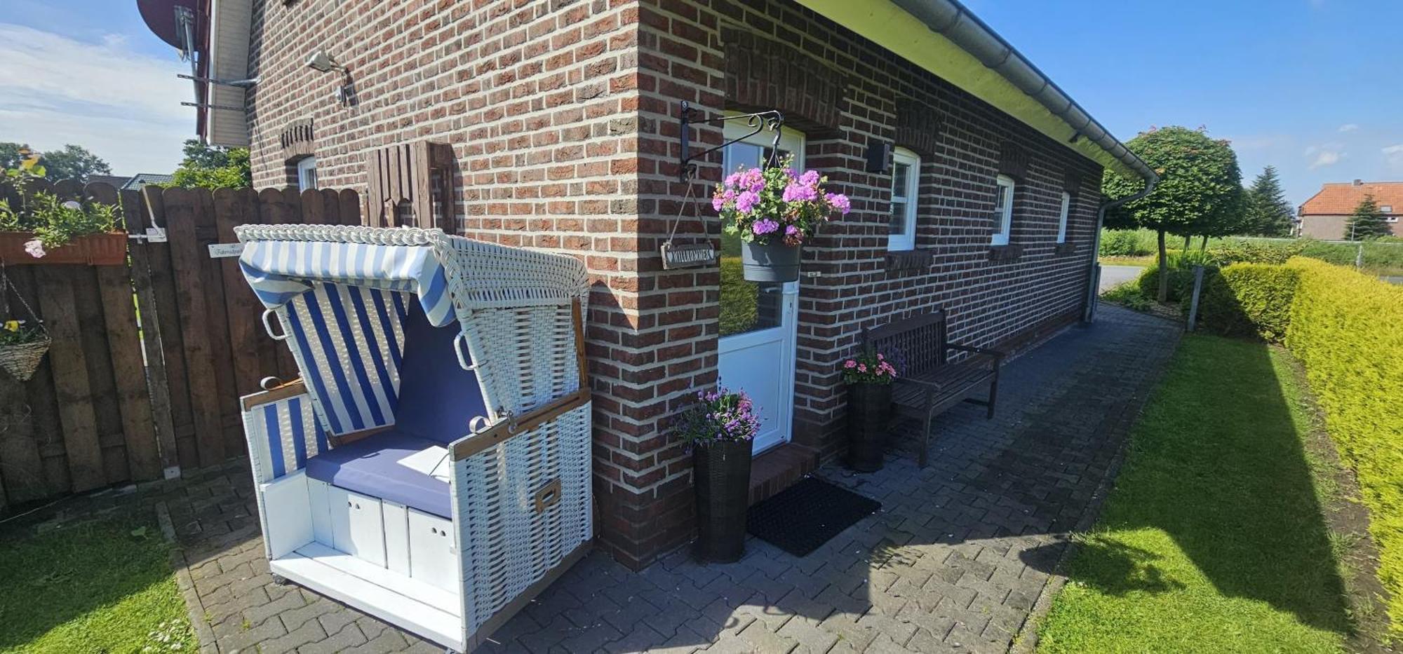 Ferienwohnung Haus Moorblick Mit Garten In Kanallage 维斯莫尔 外观 照片
